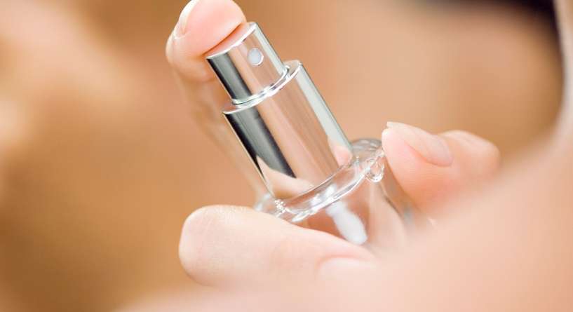 مواضع لتطبيق العطر يدوم طوال اليوم