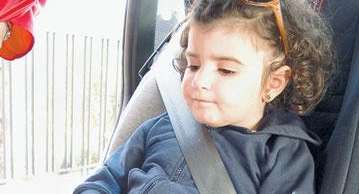 كيف تحمين طفلك من غثيان الرحلات؟