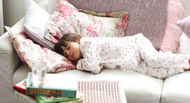 كيف تساعدين طفلك لأخذ قسط كافٍ من النوم؟