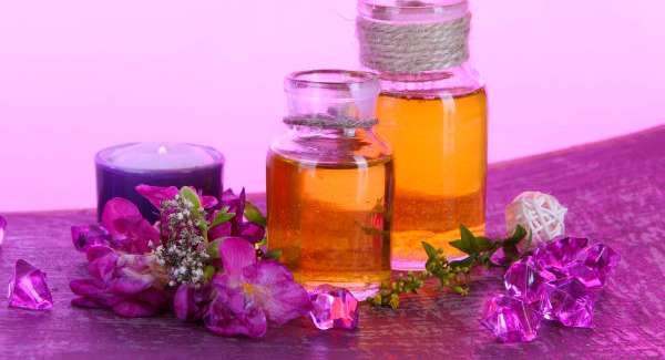ما هي الزيوت العطرية التي يحتاجها جسمك؟