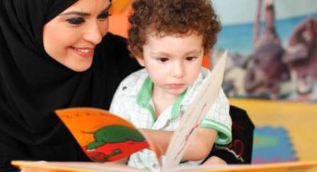 دراسة: حب الأم يهدئ طباع أطفالها السيئة