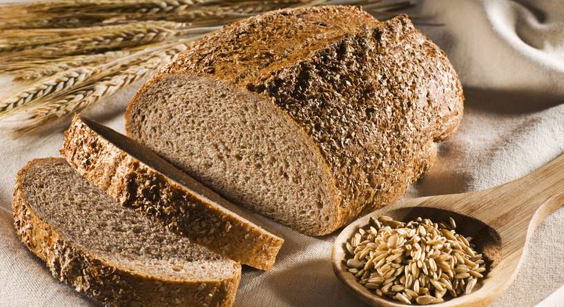الفرق بين الحبوب الكاملة والحبوب المتعددة في تسمية المنتجات