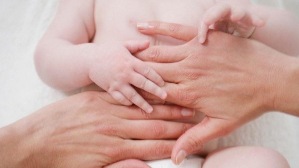 نصائح لعلاج الامساك عند الاطفال مع بداية مرحلة الفطام