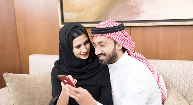 مواضيع يجب التحدث عنها مع الزوج لاستمرار الحياة الزوجية