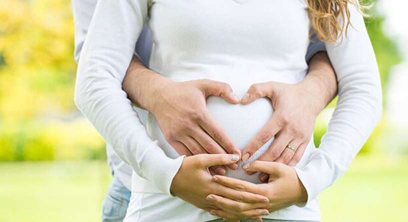 هل ينصح بالجماع في الايام الاولى من الحمل؟