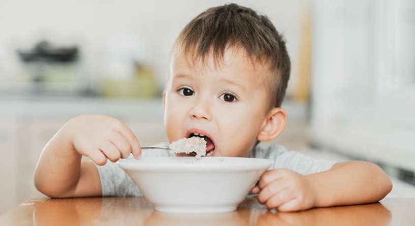 3 وصفات صحية تساعد على تنمية ذكاء طفلك بعد عمر السنة