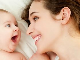 7 أسئلة شائعة تطرحها كل أم جديدة