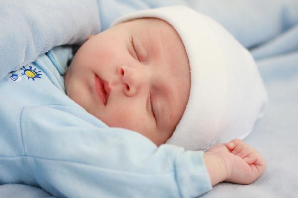 طريقة العناية بالطفل الرضيع | الاطفال، الام، الحب، بكاء، نوم، غذاء