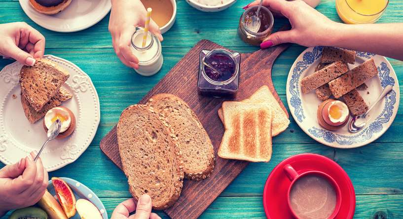 عناصر غذائية ضرورية لفطور متوازن