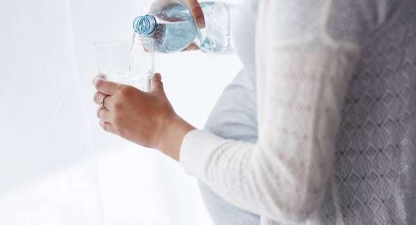 كيفية زيادة السائل الأمينوسي