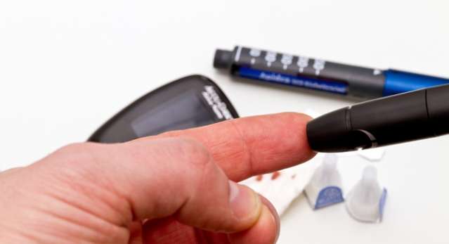 جهاز قياس السكر | طرق تخفيف الم تحليل السكر