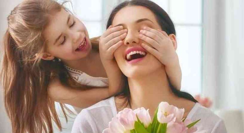 اكتشفي كم باقي على عيد الام 2021 واجمل المعاديات!