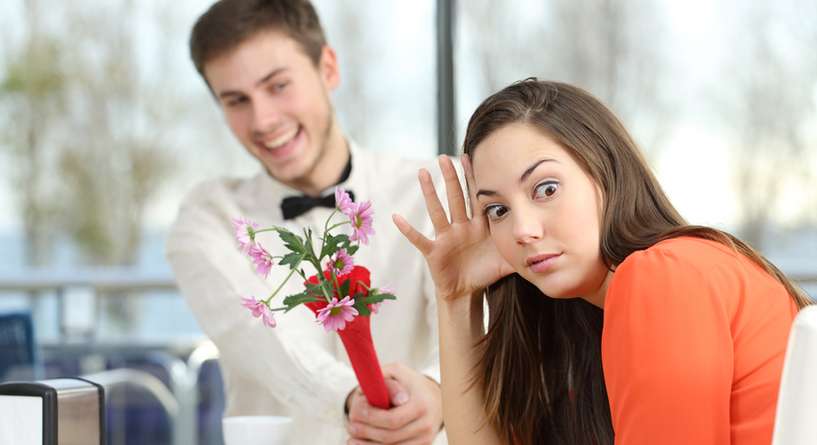 حركات يعتبرها الزوج مثيرة ولكنها تزعج المرأة