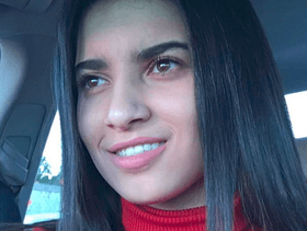 مغربية حصلت على تذكرة سفر مجانية