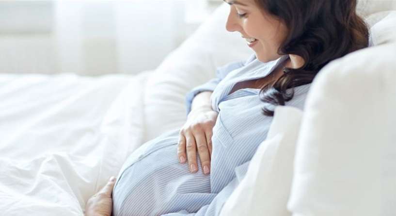 كيف تكون حركة الجنين قبل الولاده بساعات