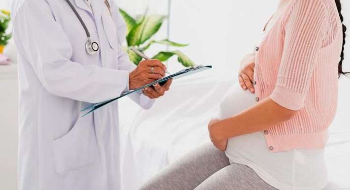 طرق علاج احتقان الحلق للحامل