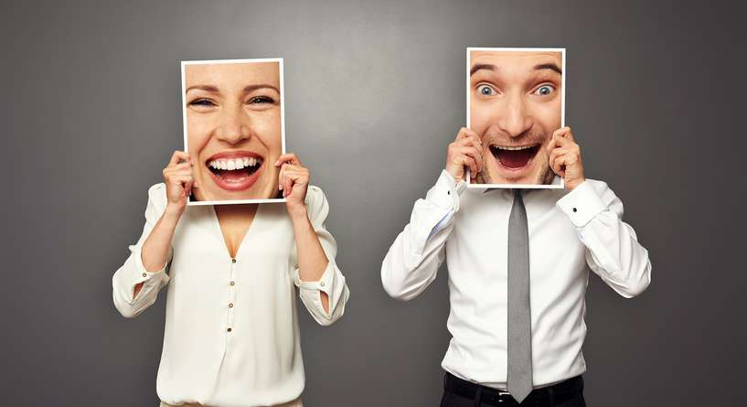 طريقة إبتسامتكِ تكشف شخصيّتكِ!
