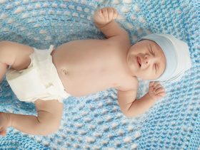 علاج الامساك للمواليد في المنزل