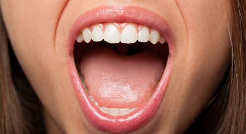 اسباب وطرق علاج تشقق اللسان