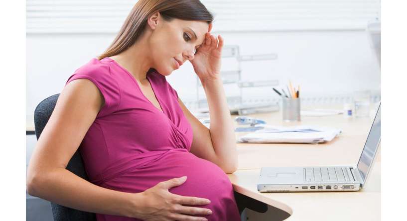 ما علاقة الام الثدي اثناء الحمل ونوع الجنين