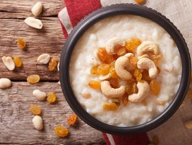 طريقة عمل الارز باللبن