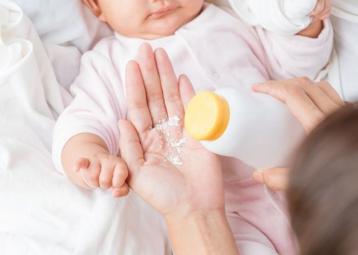 بودرة الأطفال أو Baby Powder