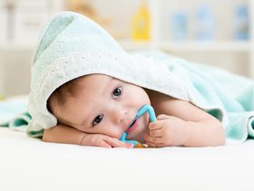 تجربتي مع تسنين ابني أخافتني ولكنها مرت بسلامة!