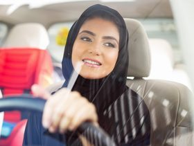 مدرسة تعليم القيادة بجدة