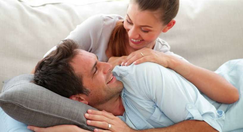 نصائح وطرق للتعبير عن حب الزوجة لزوجها