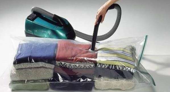 طرق مبتكرة وسهلة لتخزين الملابس الموسمية