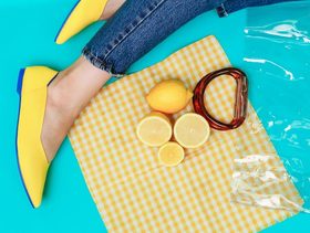 طريقة لتفتيح لون القدمين