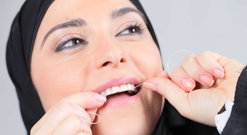 12 سبب لتغير لون الأسنان!