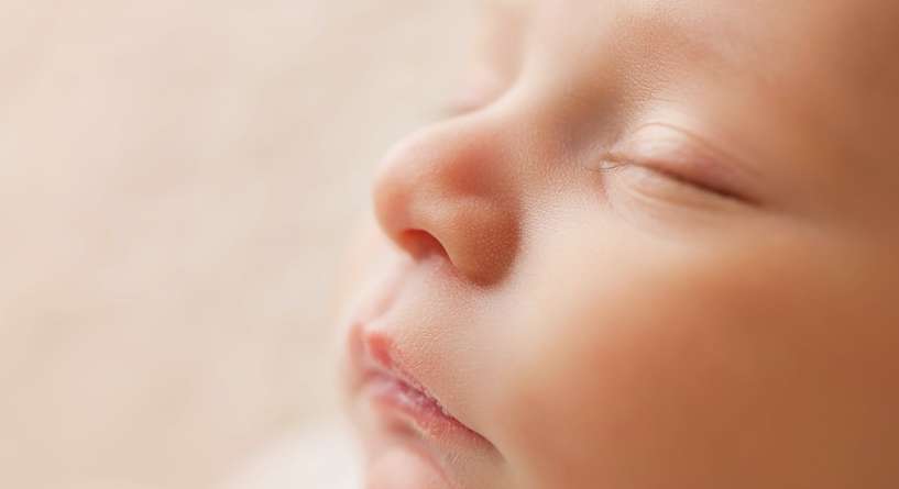 مشاكل العيون عند الاطفال حديثى الولادة من اجل التشخيص المبكر