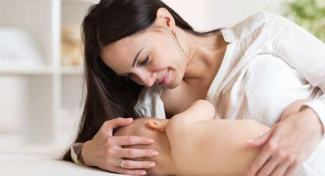 كريم علاج تشققات الحلمتين اثناء الرضاعة