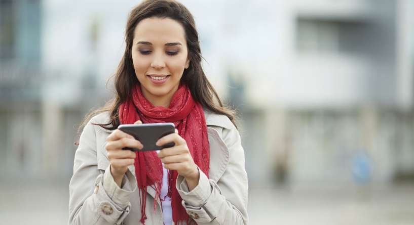 حيلة مبتكرة لشحن الهاتف بواسطة البصل