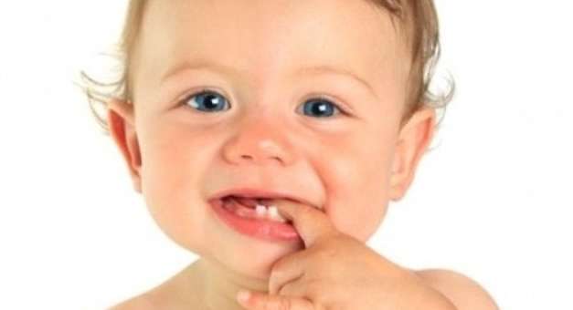 اسباب تأخر ظهور الاسنان اللبنية عند الاطفال