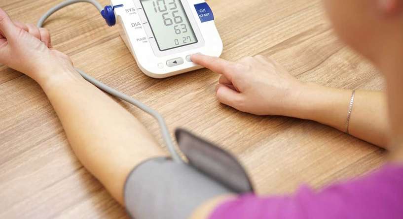 اعراض ارتفاع الضغط وانخفاضه