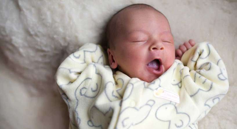 طفلك لا ينام في غرفتك بقدر ما ينام في غرفة مستقلة!