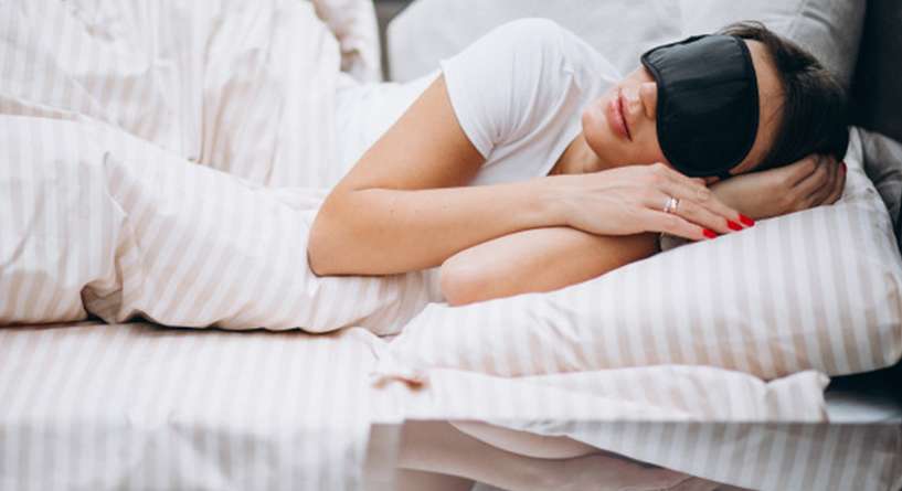 ما أسباب كثرة النوم والخمول المفاجئ عند النساء وكيفية التخلص منها؟