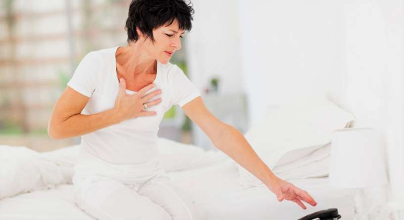 اعراض جلطة القلب عند النساء