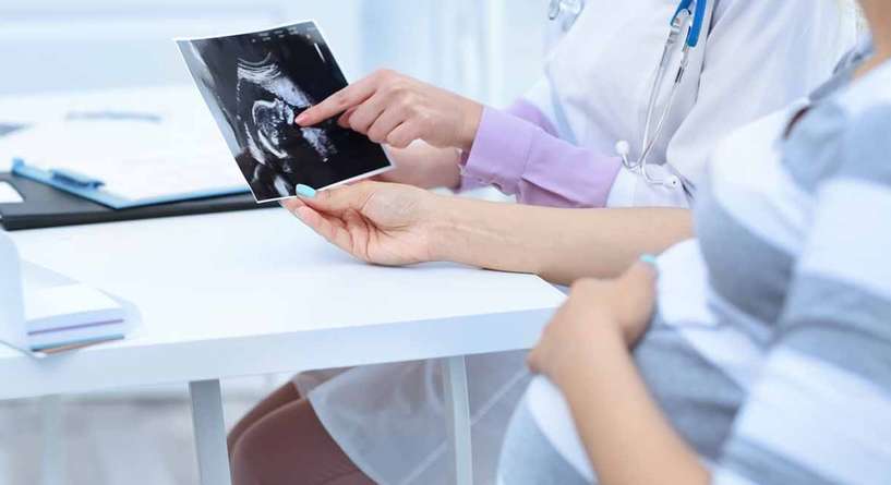 اسباب واعراض الحمل خارج الرحم الاكيده
