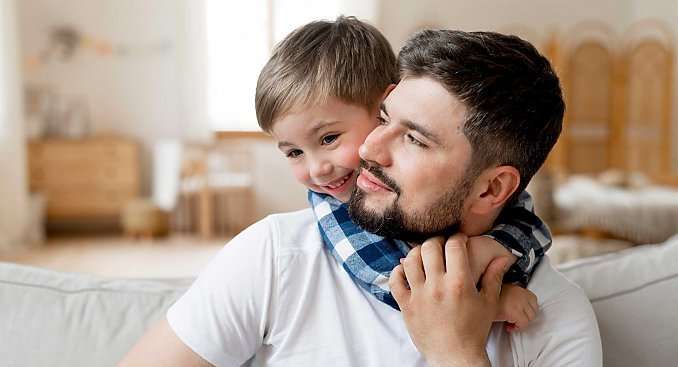 هل أترك طفلي مع والده؟