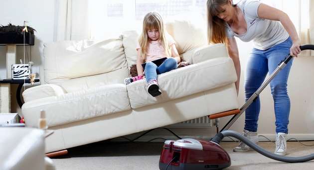 كيفية تنظيف الزوايا الضيقة والصعبة في المنزل
