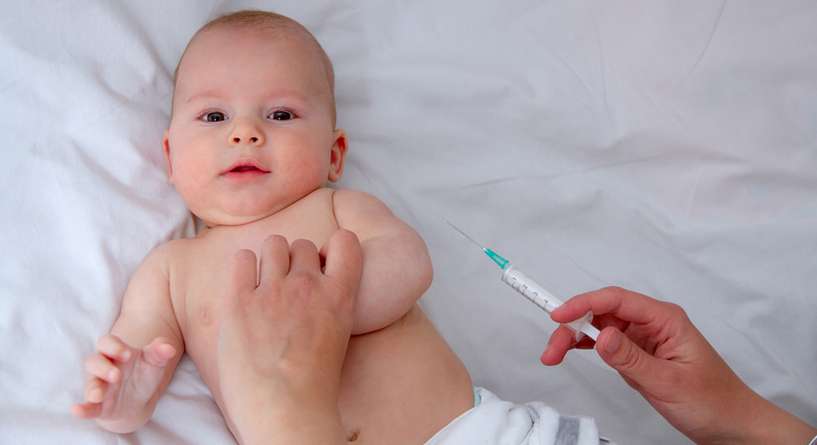 كم تطعيمة للطفل في ٩ شهور وفي السنتين