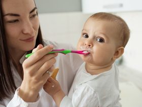 وصفات طعام الطفل في الشهر السادس