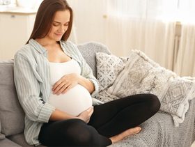 كيفية حساب حركة الجنين في الشهر التاسع 