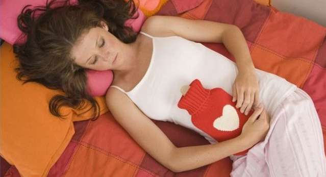 الفرق بين أعراض الحمل وأعراض الدورة الشهرية