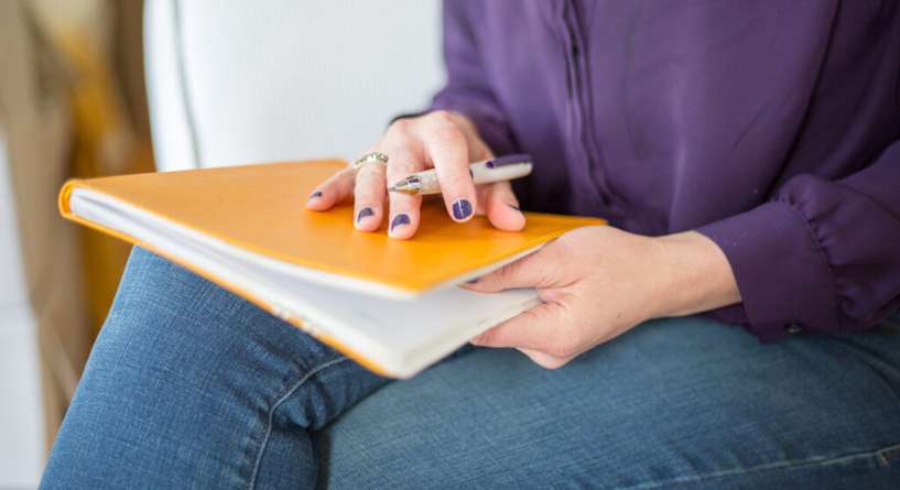 ما هي اكثر اللغات تحدثا في العالم وكم عدد اللذين يتحدثونها؟