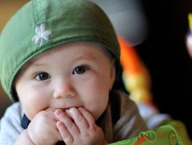 وزن الطفل في الشهر الثامن