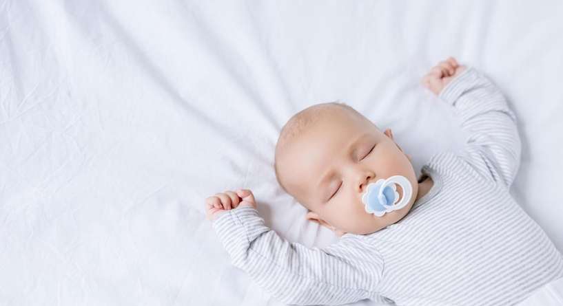 نصيحة لمساعدة الطفل الرضيع على النوم